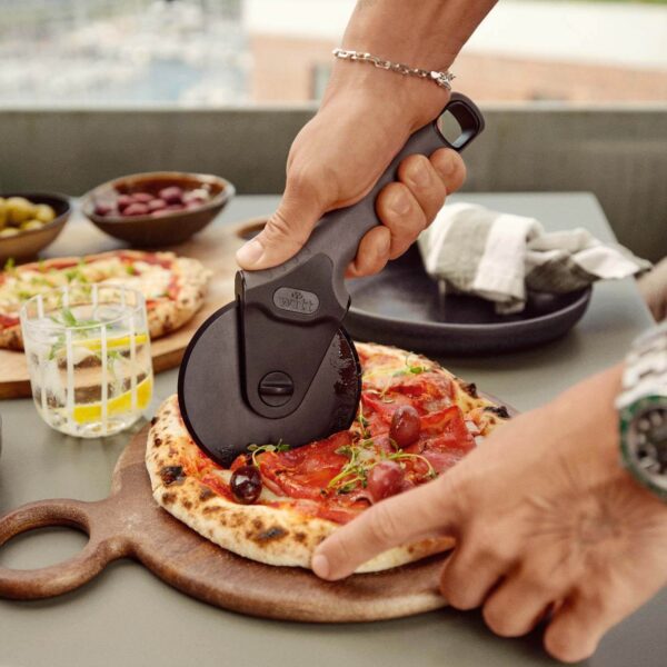 Witt Pizza Black Series Pizzaskærer - Image 5